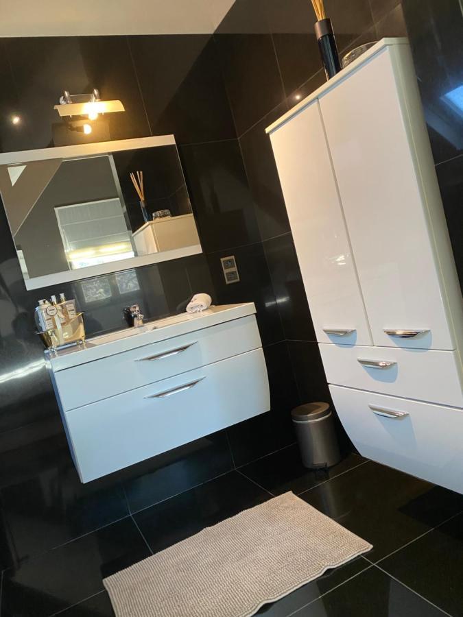 Cosy Studio Met Zwembad Beringen Exteriér fotografie